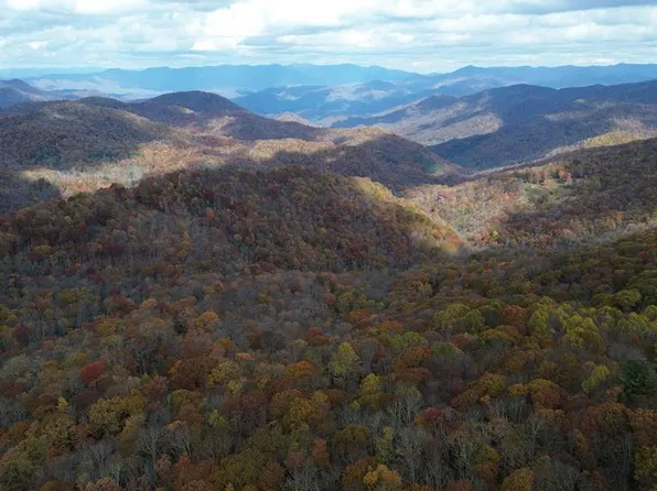 7 Buck Knob, Cullowhee, NC 28723