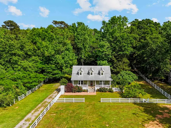 336 Jonesboro Cir, Columbiana, AL 35051