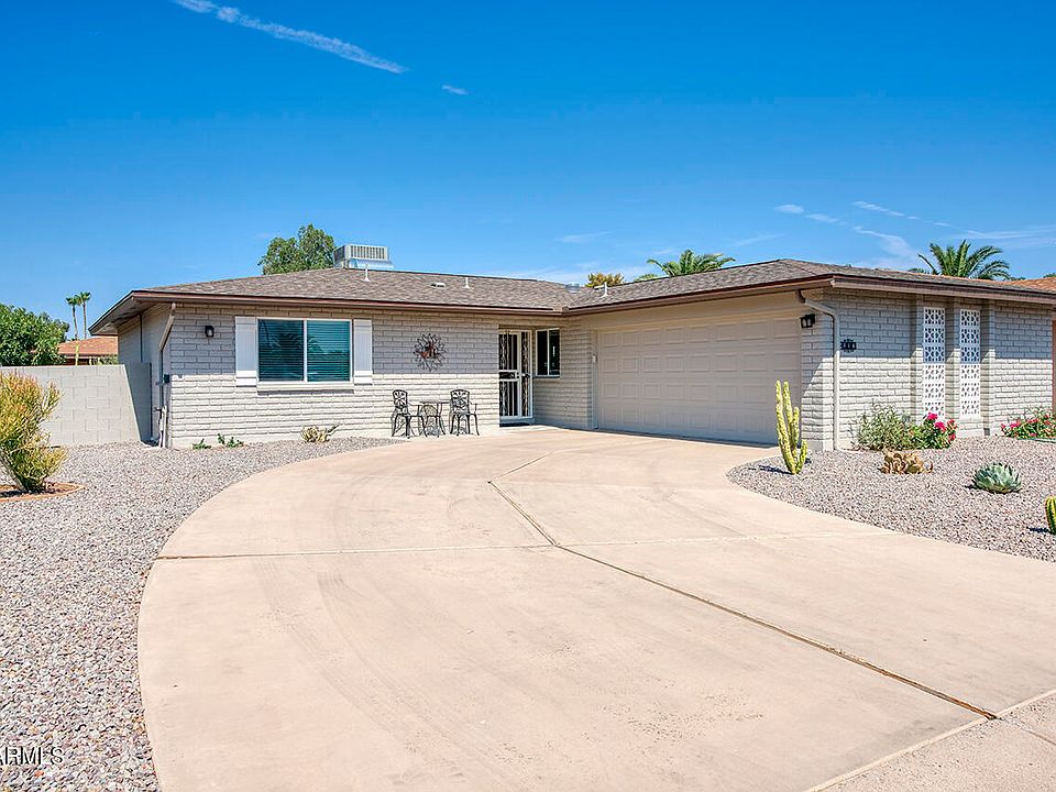 1st image of 846 S ROSEMONT --