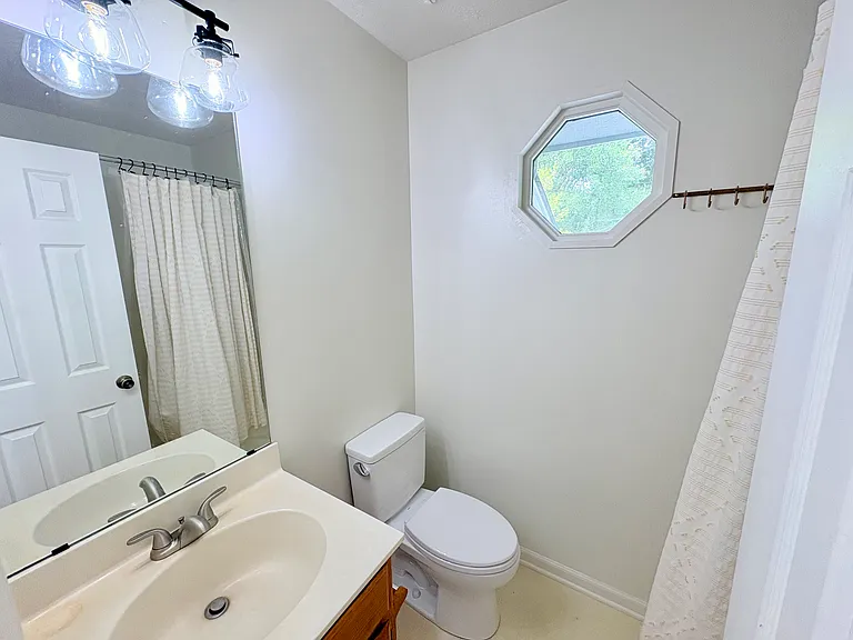 105 Shaftsbury Rd — Photo 27