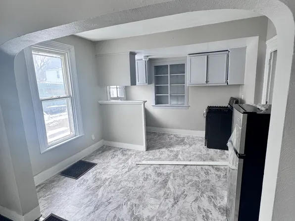 1509 Washington Ave APT 1, Kalamazoo, MI 49001