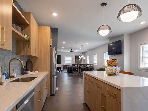 4th image of 1200 Canterchase Dr #1102-12