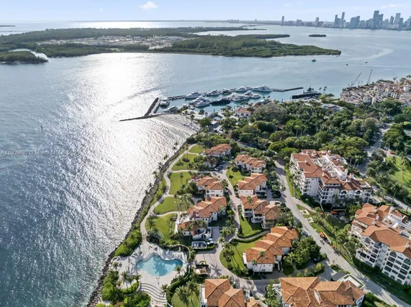 19217 Fisher Island Dr, Miami, FL