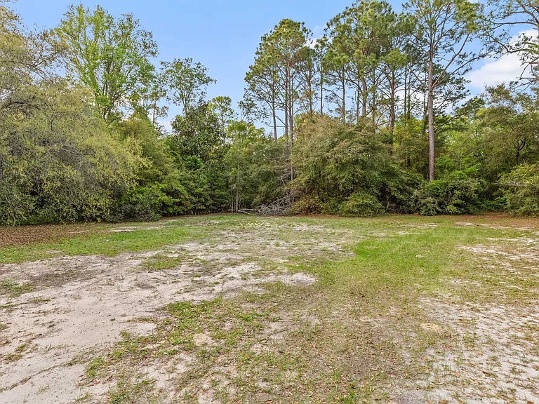 1683 County Highway 83A W — Photo 39
