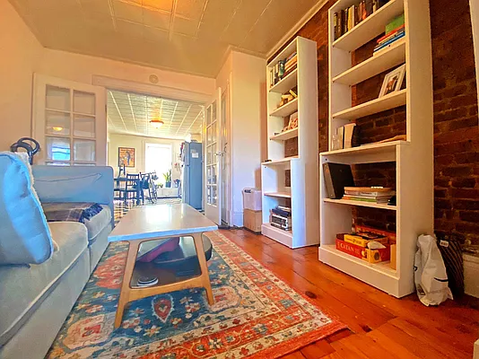 Rented by Douglas Elliman | media 24