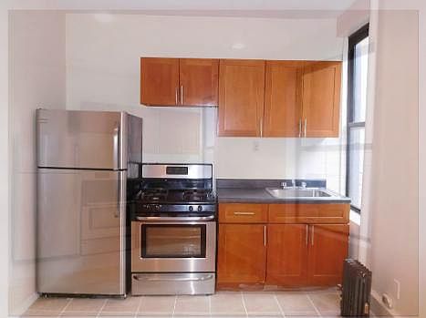 2nd image of 2704 Decatur Ave #L