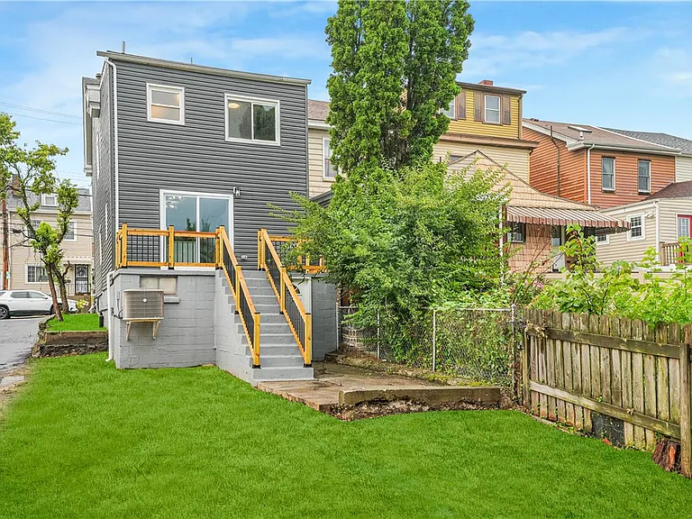 4706 Lorigan St — Photo 25