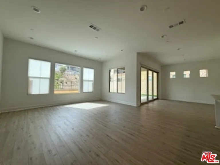 11763 Quailrun Ct — Photo 16