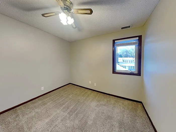 891 Hazelwood St — Photo 13