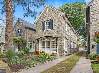 8023 Seminole St, Philadelphia, PA