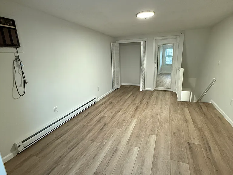 1324 W Norwegian St — Photo 10