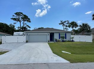 571 Gerald St, Sebastian, FL 32958