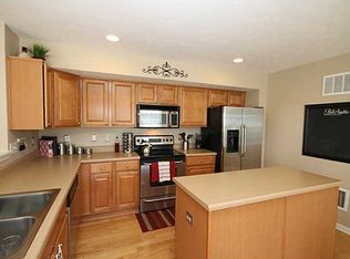 14025 Rayners Ln, Fishers, IN 46037