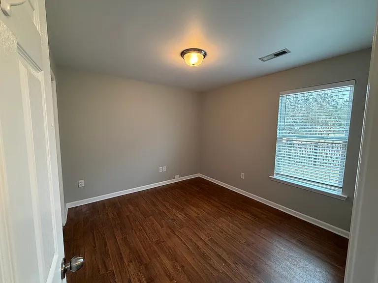133 Sebring Ln — Photo 34