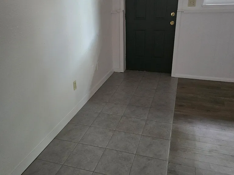 7312 SE Thorburn St #7312 — Photo 4