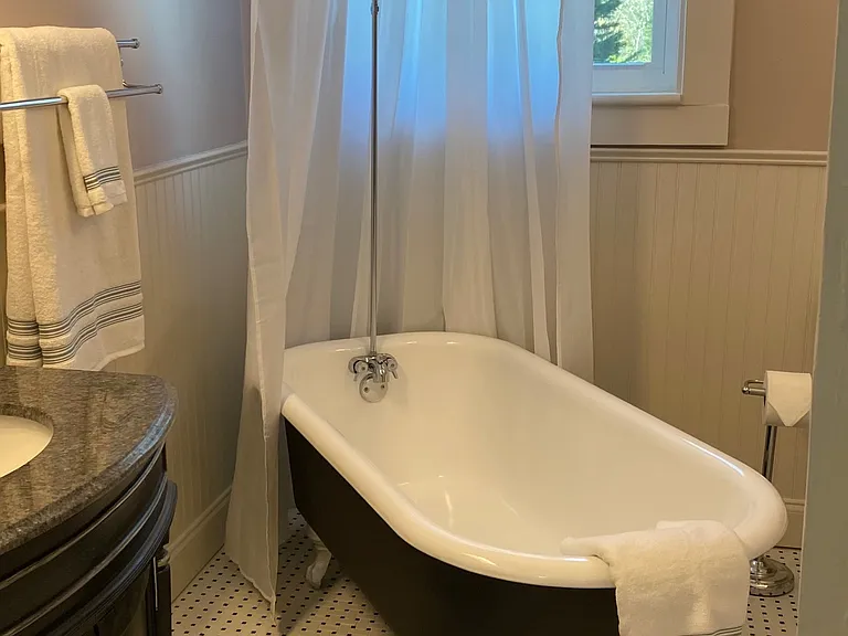 1101 Spainhour St SW #A — Photo 12
