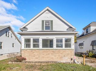 622 W 7th St, Mishawaka, IN