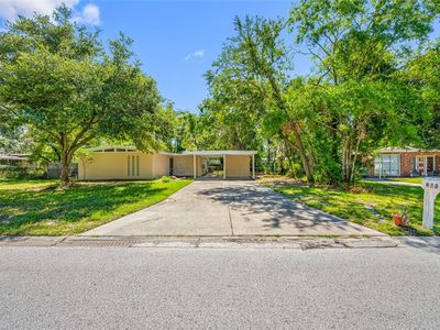 810 W River Dr, Temple Terrace, FL, 33617
