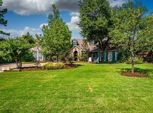 1719 Dorchester Dr, Nichols Hills, OK 73120