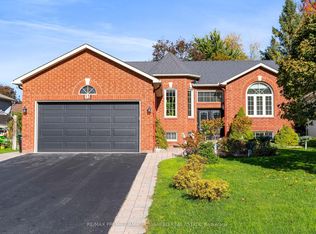 15 Bush Cres, Wasaga Beach, ON L9Z 1M3