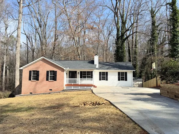 115 E Greenwood Dr, Carrollton, GA 30117