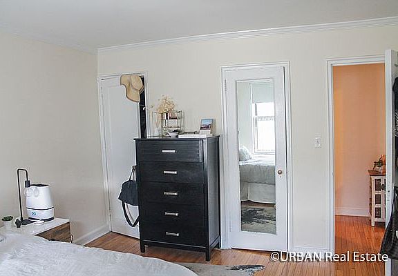 5th image of 135 Avenue A #2E