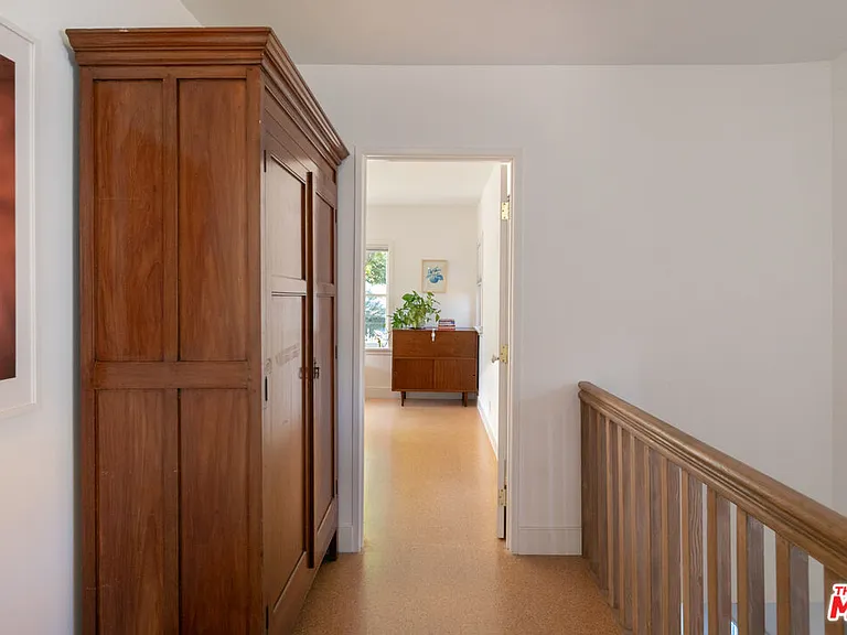 5676 Hub St — Photo 31