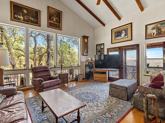 3rd image of 188 Patton Peak Rd