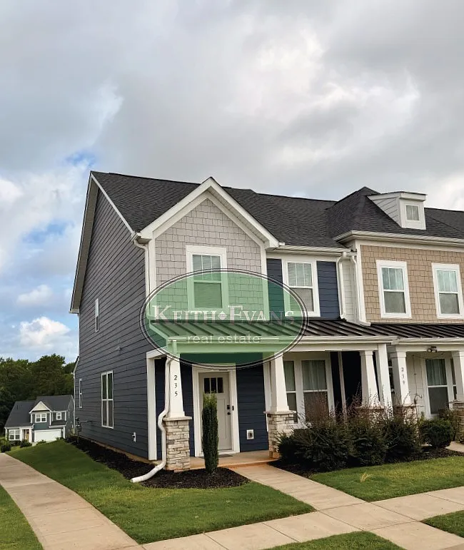 3 bed, 2000 sqft, $1,625 — Photo 1