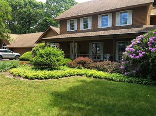 8585 New Suffolk Ave, Cutchogue, NY 11935