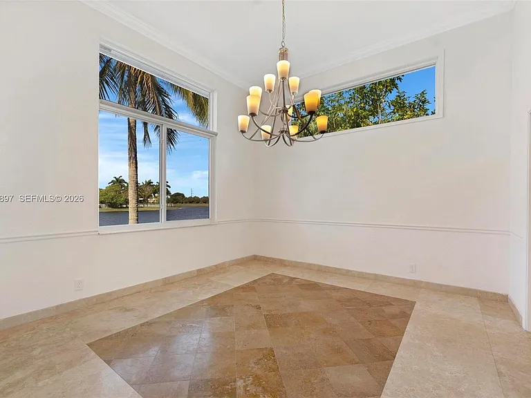 1666 Victoria Pointe Cir — Photo 11