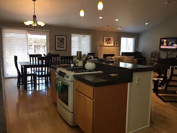3rd image of 803 Garland Ave