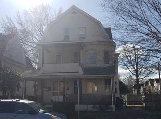 546 Chestnut St, Springfield, MA 01107