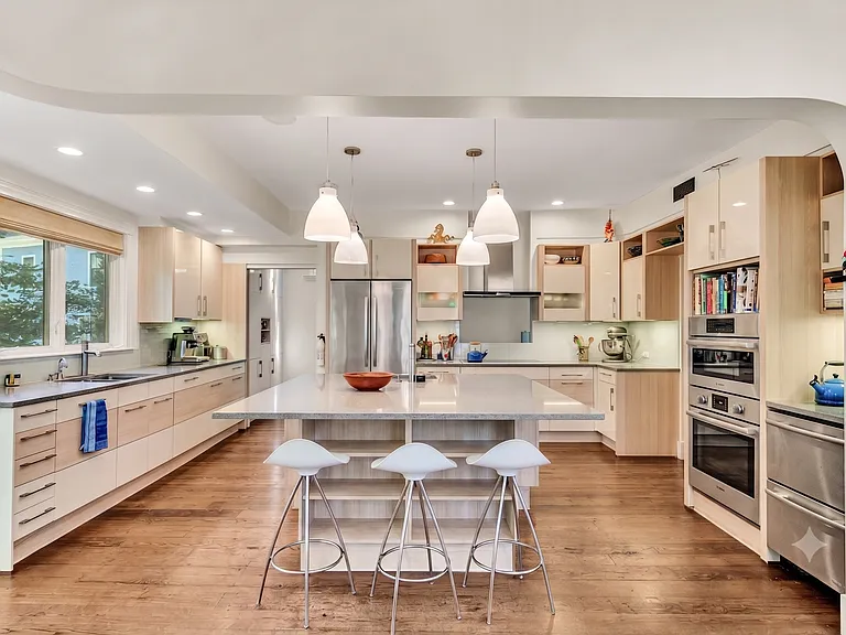 64 Gorham St #64 — Photo 9