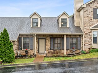 1818 Memorial Dr APT 30, Clarksville, TN 37043