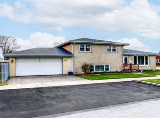 10901 S Rutherford Ave, Worth, IL 60482