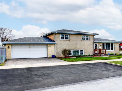 10901 S Rutherford Ave, Worth, IL, 60482