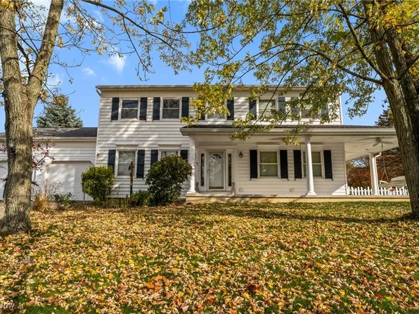 980 Sunhaven Dr, Medina, OH 44256
