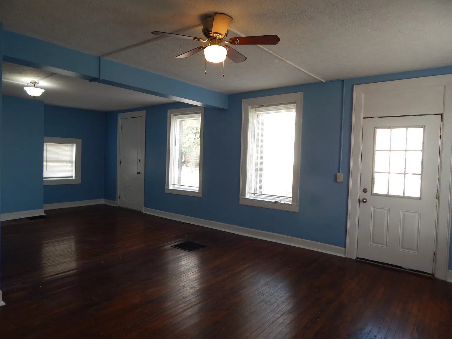1 bed, 550 sqft, $750 — Photo 3