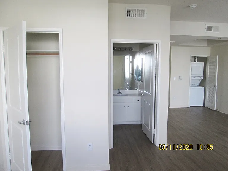 Lido Apartments - 3707 Motor Ave — Photo 7