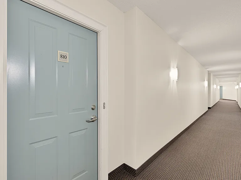 1220 N Fillmore St #810 — Photo 3