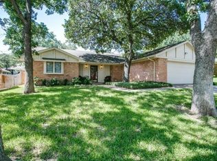 5716 Overridge Ct, Arlington, TX 76017