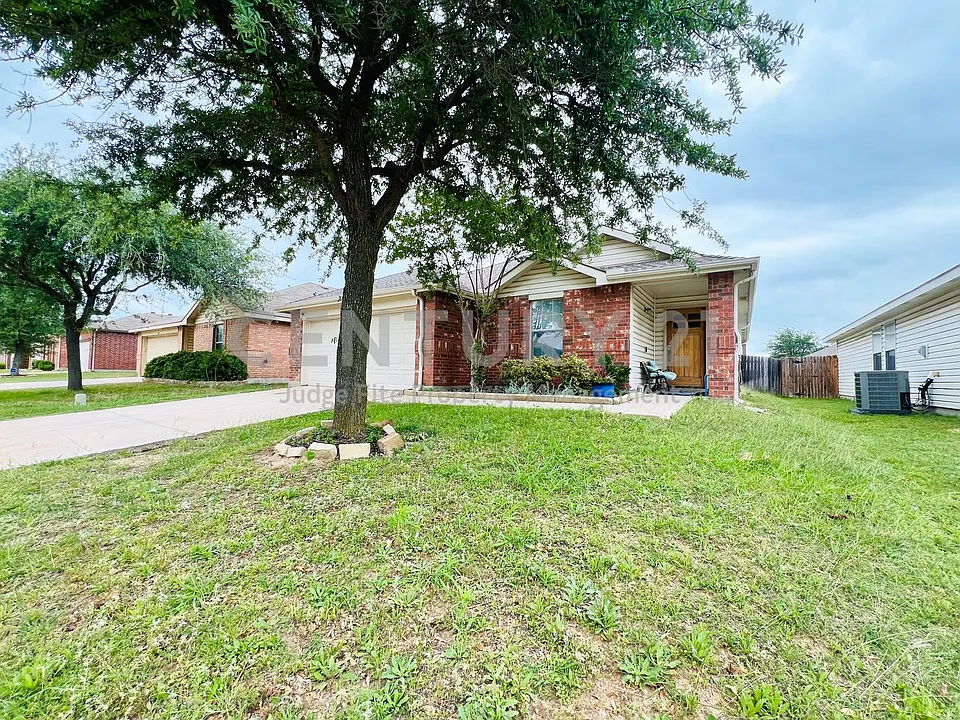 856 Poncho Ln