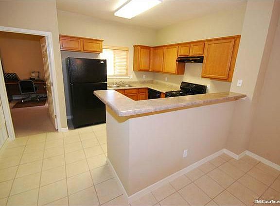 4th image of 3150 N Yarbrough Dr APT D6