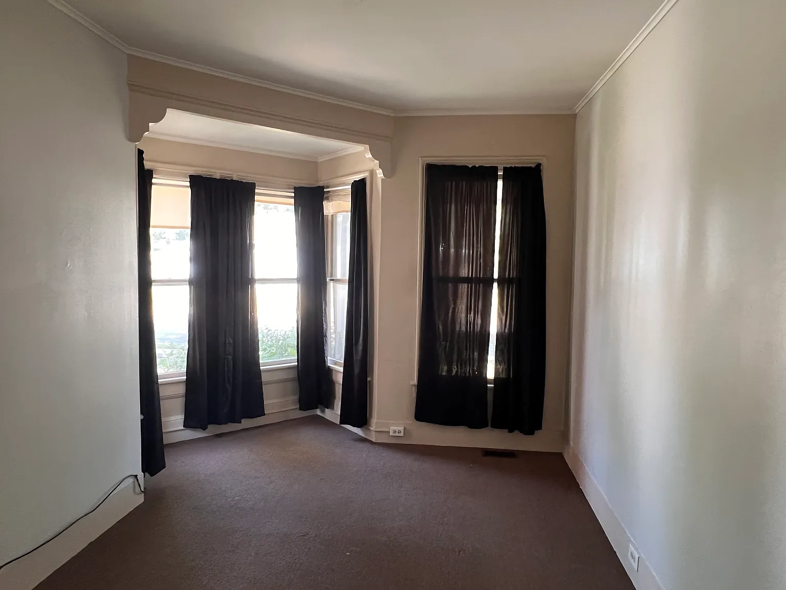 2 bed, 700 sqft, $1,400 — Photo 4