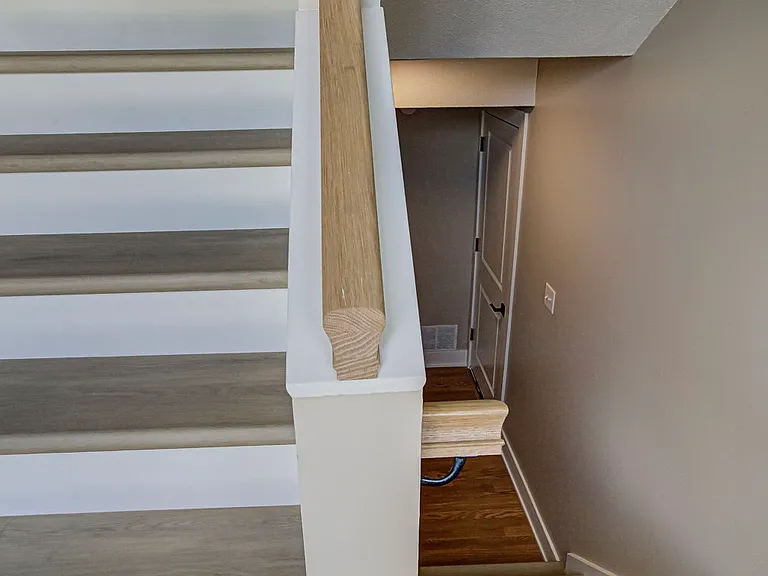 9521 Mobile Dr — Photo 31
