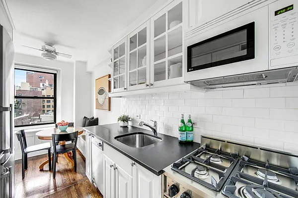 205 East 78th Street #9F in Lenox Hill, Manhattan | StreetEasy