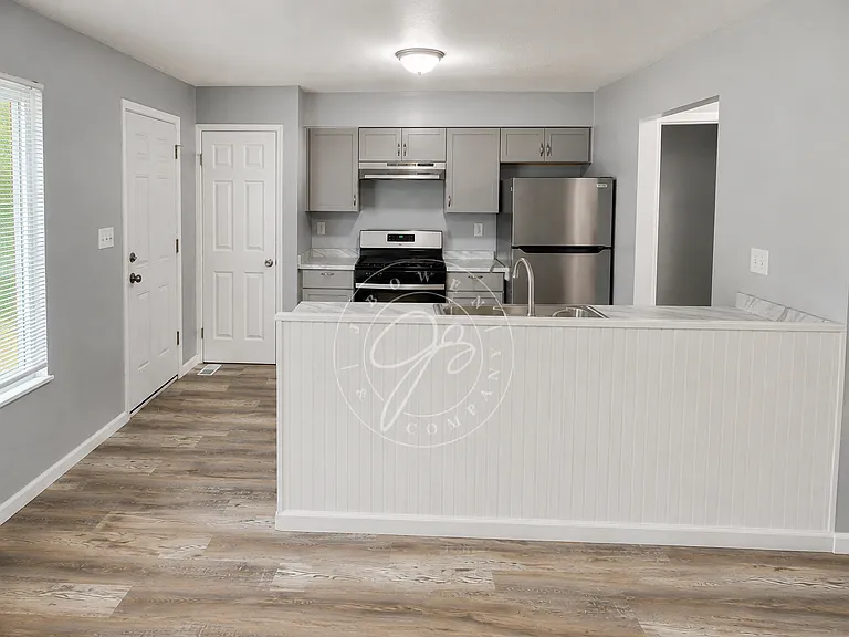 1144 Fernwood Ave — Photo 5