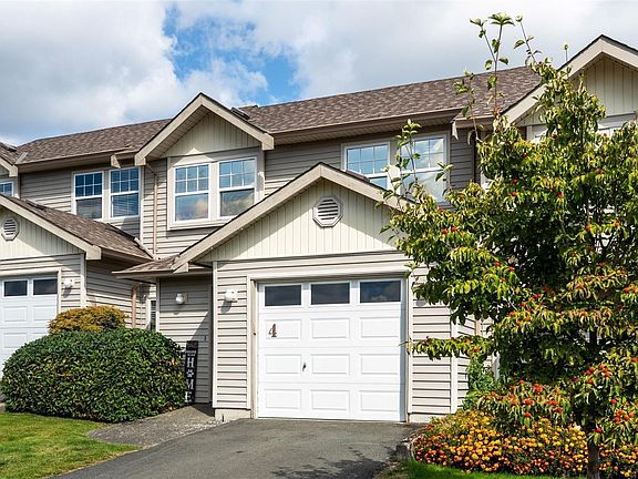2nd image of 2563 Millstream Rd #4