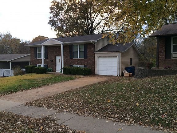 3rd image of 5175 Ville Maria Ln